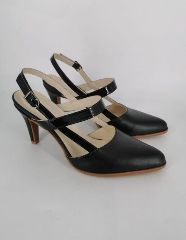 Zapato de tacón combinado calado