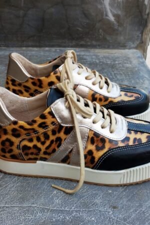 Deportivo casual acordonado de cuero combinado animal print